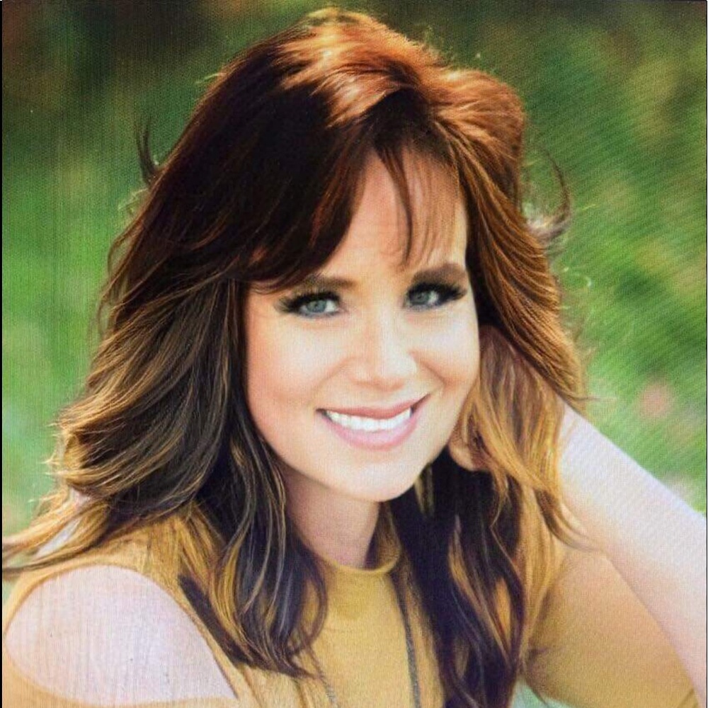 Meet your Posher, Tauna